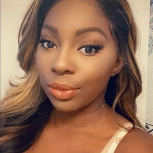 Meet your Posher, Taleya